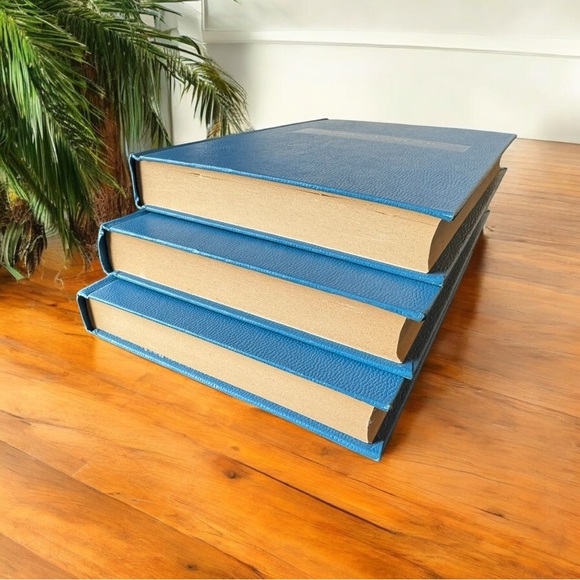 Best Loved Classics – Set of 3 Illustrated Hardcover Books (1950s Reprints) - Picture 6 of 16